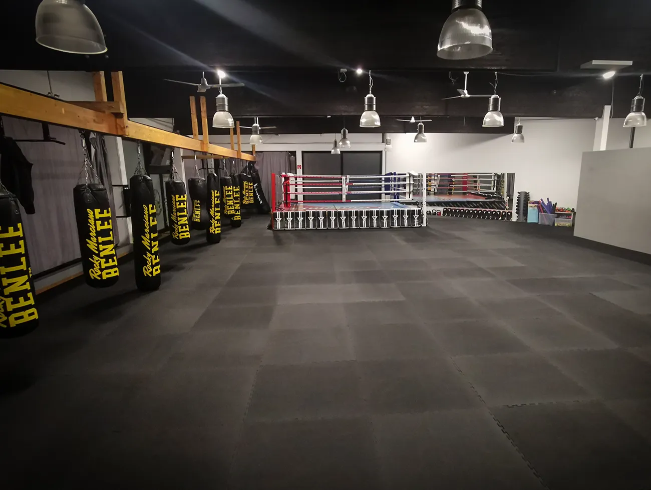 Trainingsfläche von Combat Club Gym in Bonn-Mehlem
