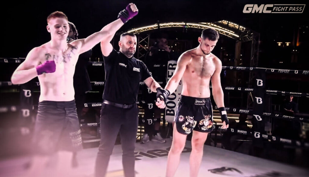 K1 Köln: Siegerverkündung im Boxring nach einem K1-Knockout bei der Summer Special Fight Night 2025 von GMC OlympiX.