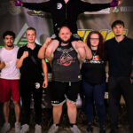 Kickboxen Köln: Teambild nach einem K1-Knockout bei der Summer Special Fight Night 2025 von GMC OlympiX.