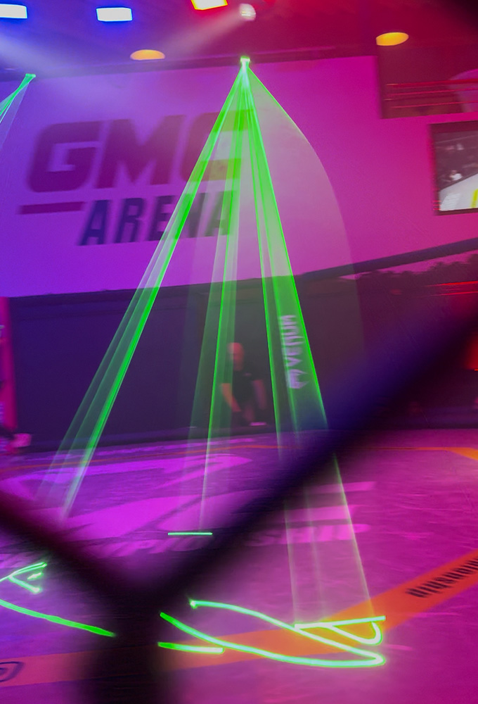 K1 GMC Olympix – MMA-Cage vor dem K1 Wettkampf